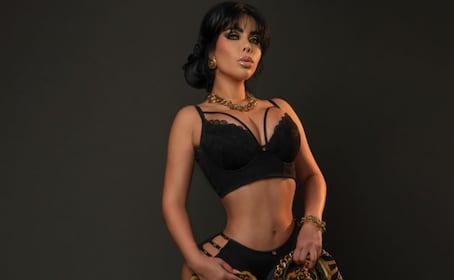 Los bikinis de Sol León que elevan cualquier look playero con lujo y sensualidad