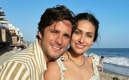 Renata Notni celebra a Diego Boneta con romántica sorpresa de cumpleaños