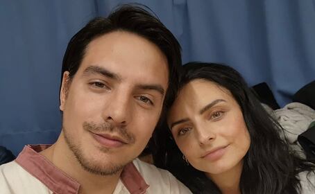 Vadhir Derbez reacciona molesto a críticas sobre su apoyo a Aislinn Derbez