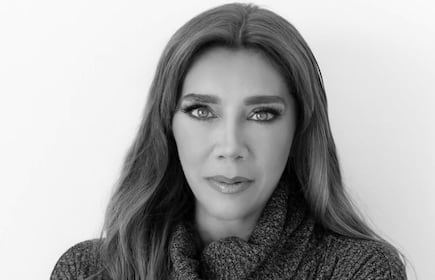 Cynthia Klitbo confiesa que su primera vez fue con un profesor, cuando ella tenía 14 años