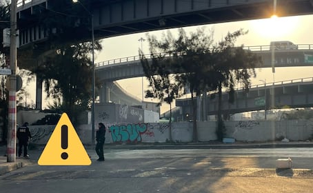 Video: Motociclista muere tras salir volando en una curva que lo hizo caer 20 metros de altura