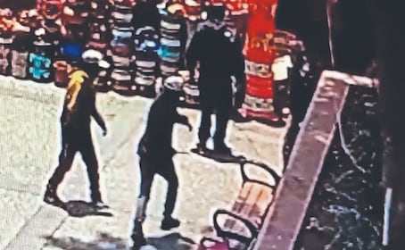 Por querer otra "mojadita", un morro de 16 años terminó picado por otros dos en Milpa Alta