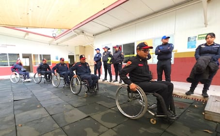 Metro CDMX: Policías capitalinos reciben formación para asistir a usuarios con discapacidad