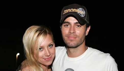 Anna Kournikova celebra el orgullo español de sus hijos con Enrique Iglesias