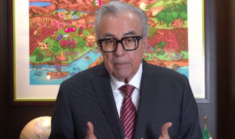 Rubén Rocha Moya regresa como gobernador de Sinaloa tras 112 días de licencia