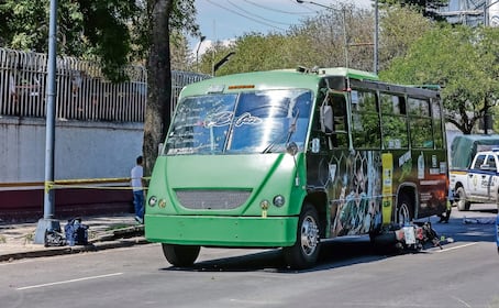 ¡Desgarrador! Camión del transporte publico arrolla a conductora en la GAM, el chofer fue detenido