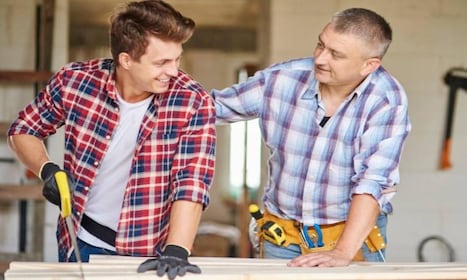 ENCARGADO CARPINTERIA, CARPINTEROS Y ELECTRICISTAS