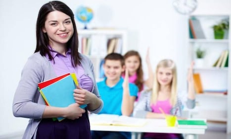 COLEGIO GRUPO SAN PEDRO SOLICITA: MAESTRA DE PRIMARIA