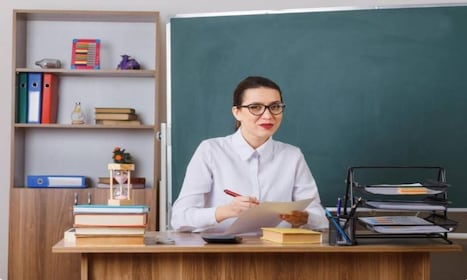 DIRECTORA PARA SECUNDARIA EN IZTAPALAPA
