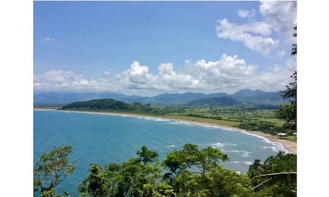 VENDO HERMOSO TERRENO CON SELVA Y VISTA AL MAR