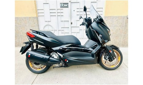 YAMAHA XMAX 300CC, 2024