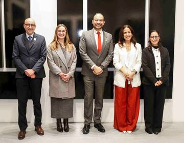 Presentan Instituto IBERO