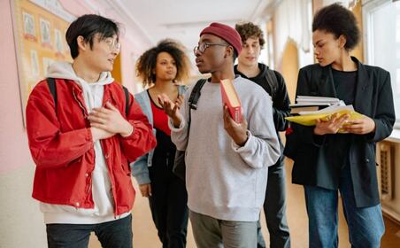 Guía de becas e intercambios internacionales para universitarios