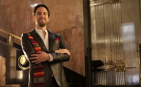 De León a Bellas Artes: el profesor que inspira a nuevos músicos