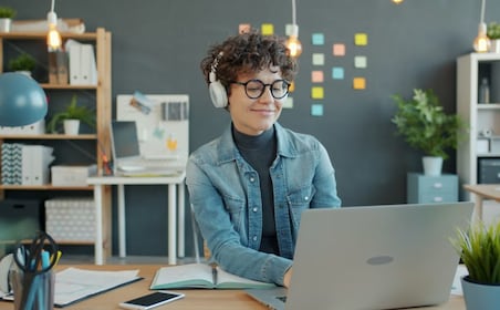 Las carreras mejor pagadas que debes estudiar en 2026