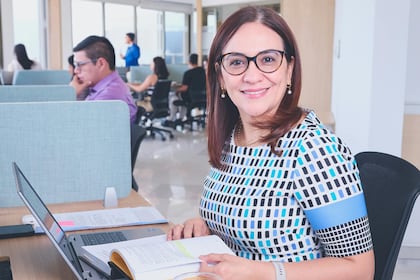 ¿Vale la pena estudiar un posgrado en 2026? Dos respuestas desde el mercado laboral