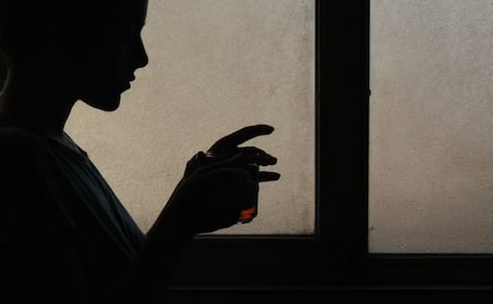 Qué es el cristal y por qué puede ser dañino en jóvenes