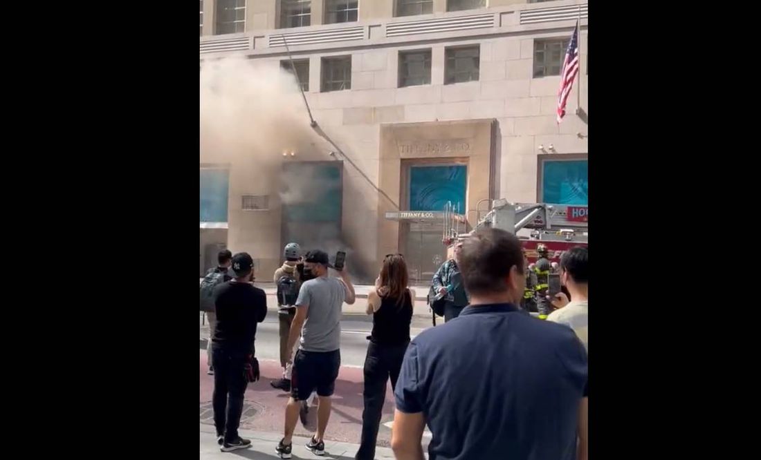 Se incendia tienda Tiffany en la Quinta Avenida de Nueva York