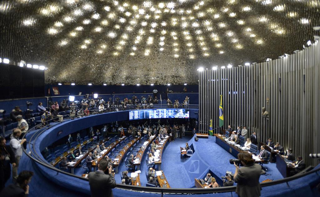 Partido de Dilma Rousseff ve difícil evitar destitución