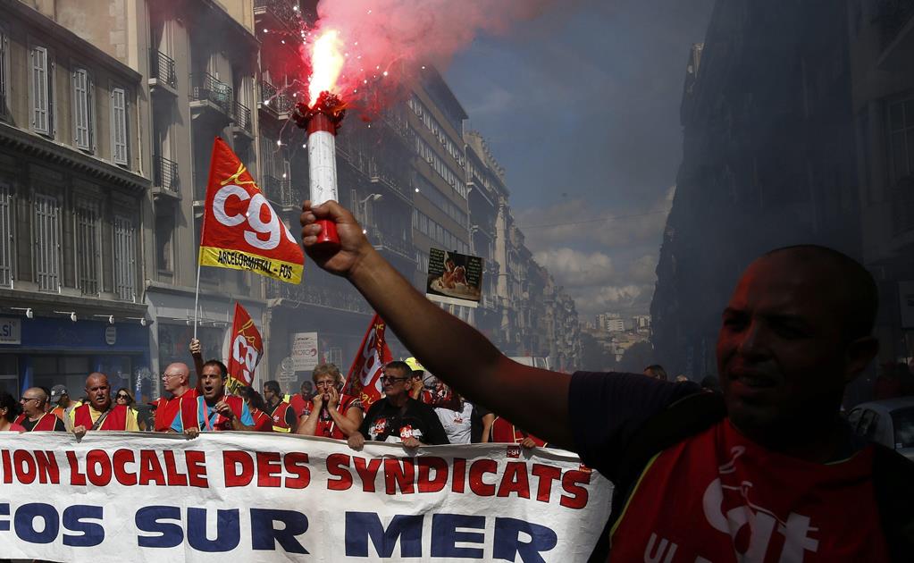 Protestas en Francia afectan a aeropuertos