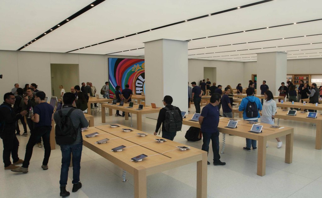 Inauguran la primera Apple Store en México