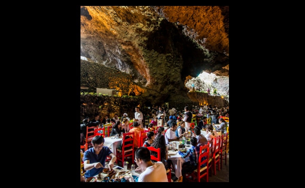 Para el hambre visita La Gruta, un restaurante alojado en una cavidad volc&aacute;nica. (Foto: Alan Carranza/El Universal)