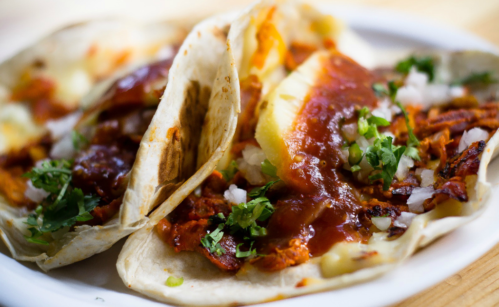 El taco es símbolo gastronómico de México y más de la mitad de los mexicano...