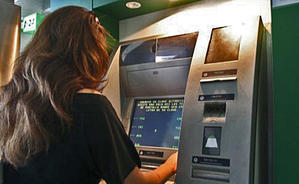 Banxico reporta retrasos en transferencias de 3 bancos