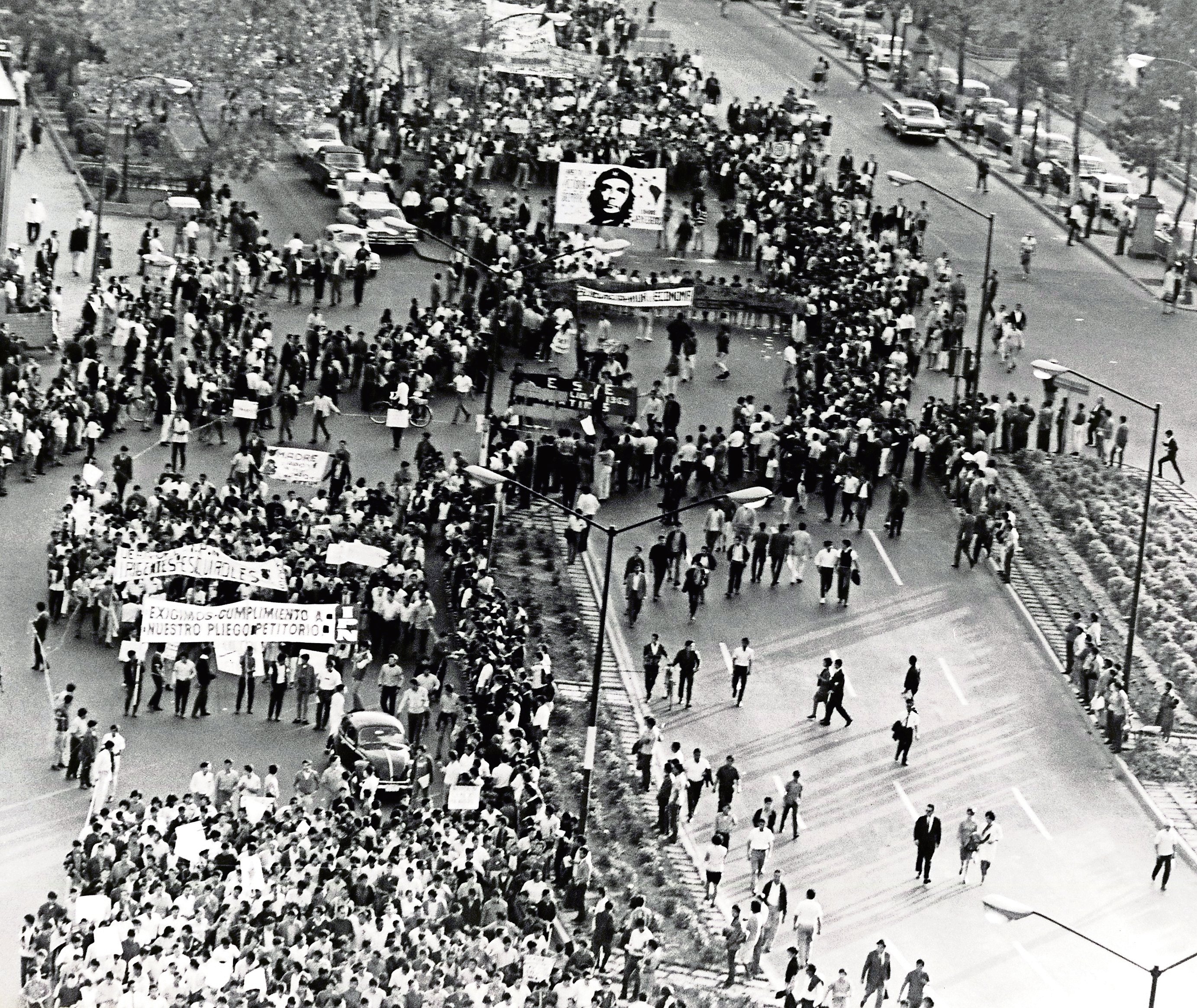Hace 50 años se realizó una de las mayores marchas del movimiento estudiantil en México