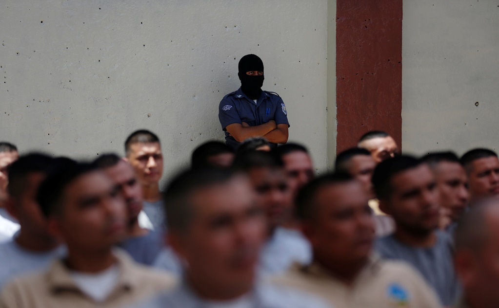 Aumenta a 17 cifra de policías muertos durante 2018 en El Salvador