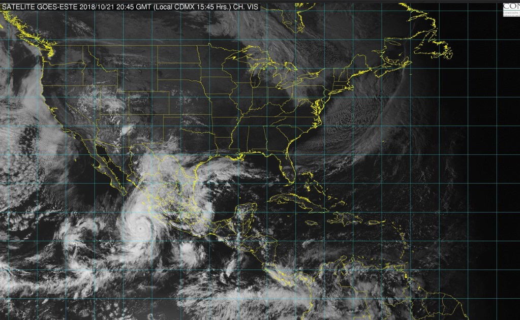 Imagen Satelital de la República Mexicana del avance del huracán Willa