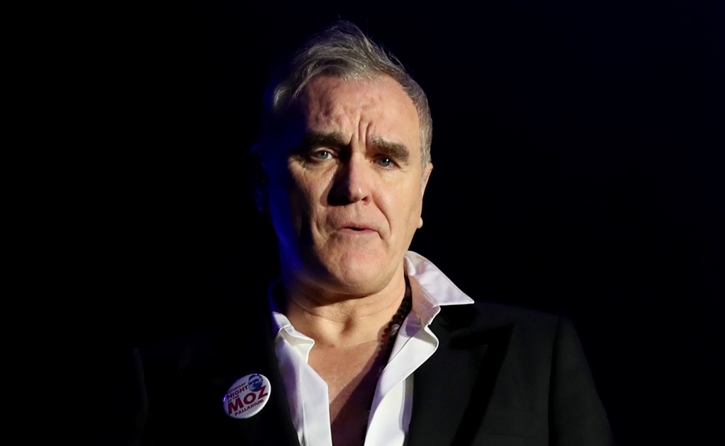 Por fans fuera de control Morrissey suspende concierto