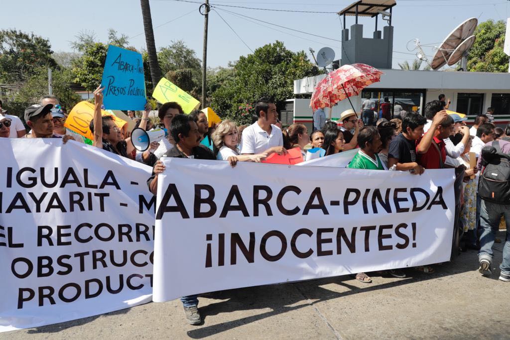 Manifestación de familiares de los Abarca- Pineda