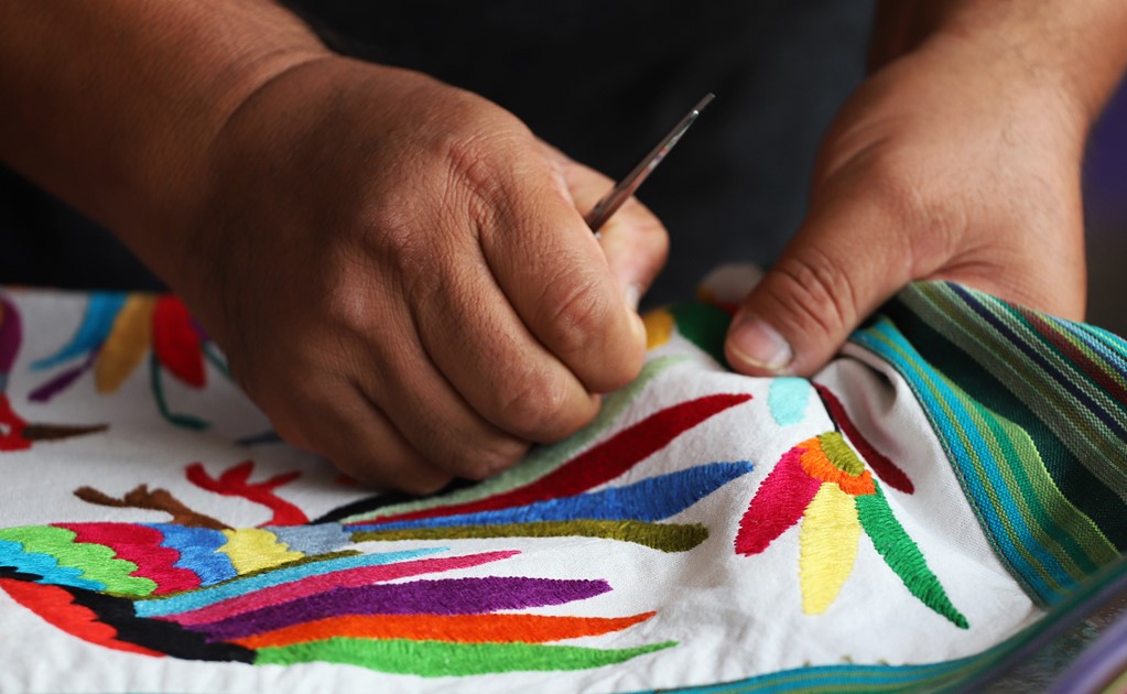Mexican artisan creates unique ties