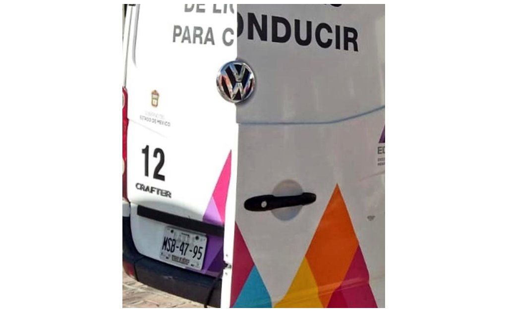 camioneta de la Secretaría de Movilidad mexiquense