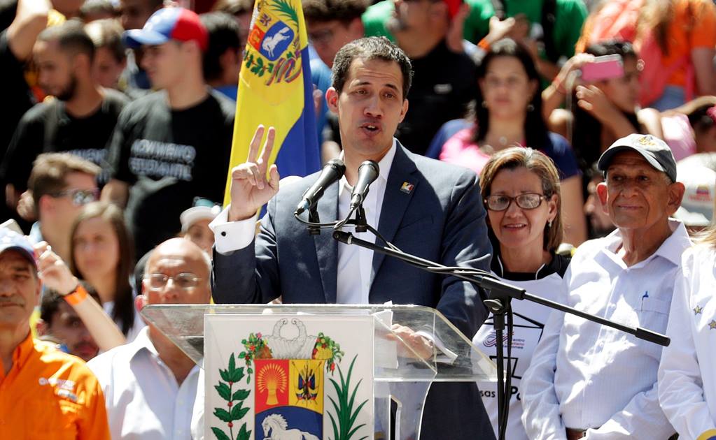 El jefe del Parlamento venezolano, Juan Guaidó
