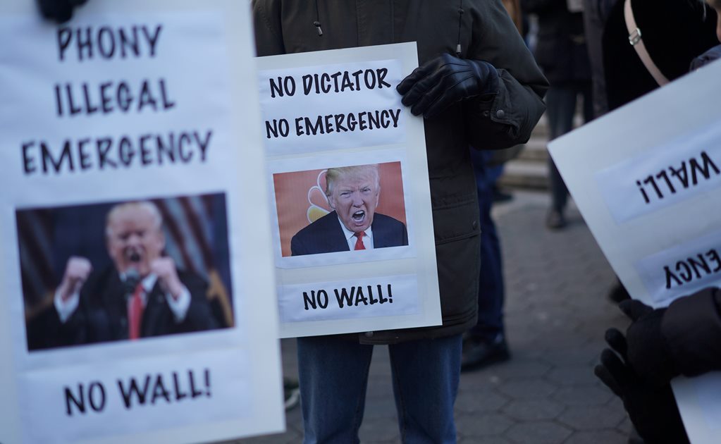 Protestas contra declaratoria de emergencia nacional de Trump