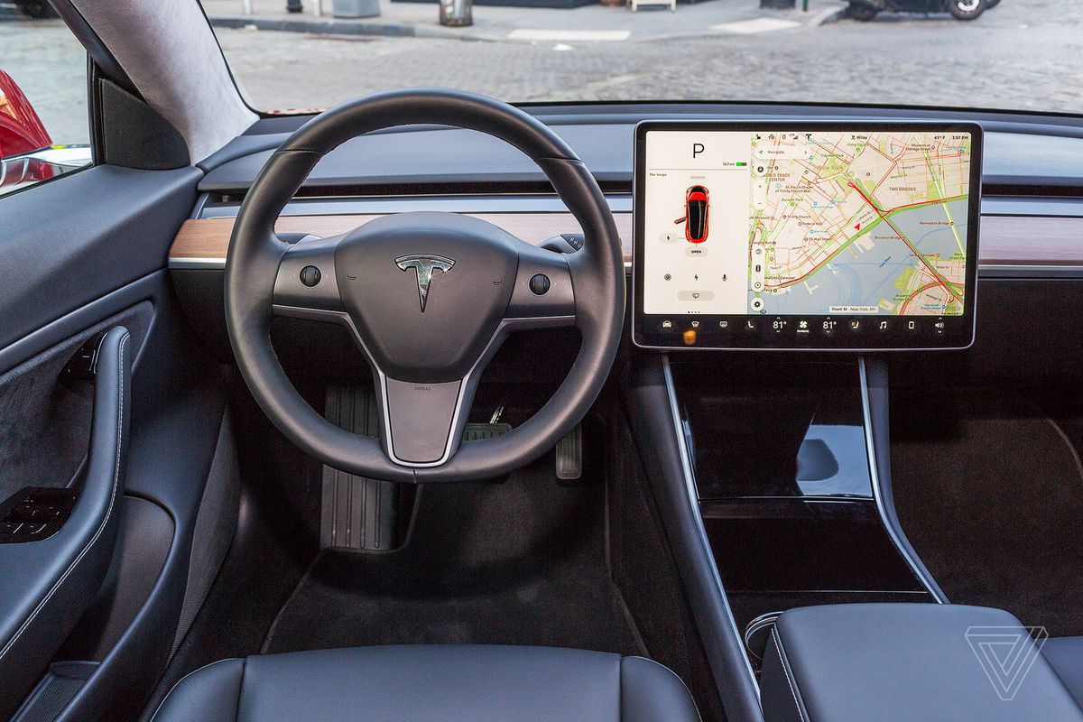 Tesla agregará Netflix y Youtube a sus autos
