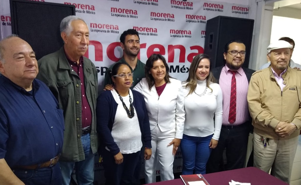 Morena presenta a líder en CDMX