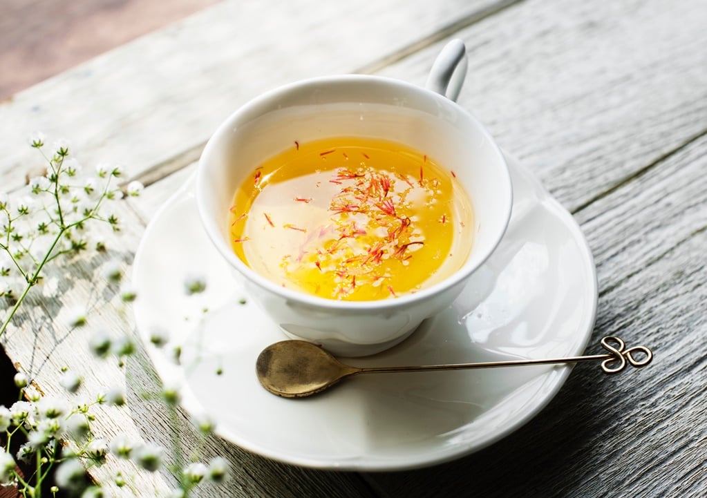 Consume turmeric tea to activate digestion