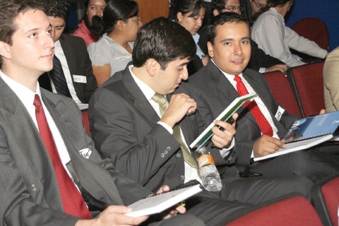 Mexicanos contra la corrupción denuncia "opacidad" en programa Jóvenes Construyendo el Futuro