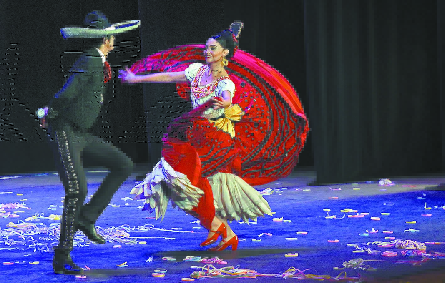 En Bellas Artes, “Fiestas Patrias” del Ballet Folklórico de México