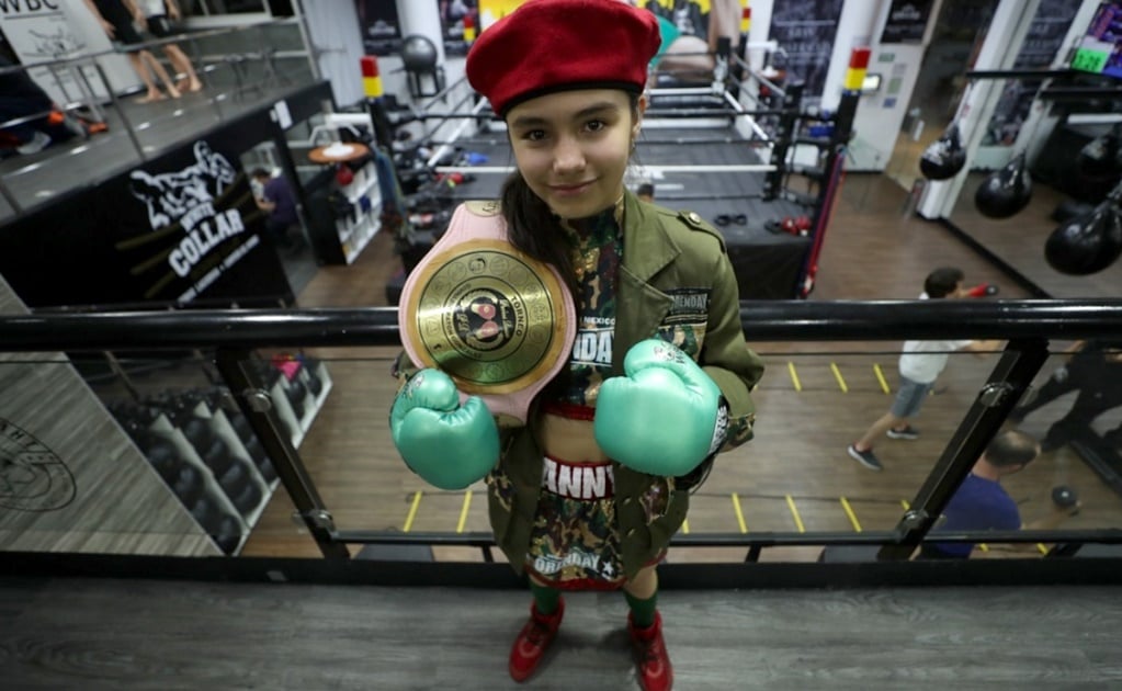 The Mexican golden girl of boxing