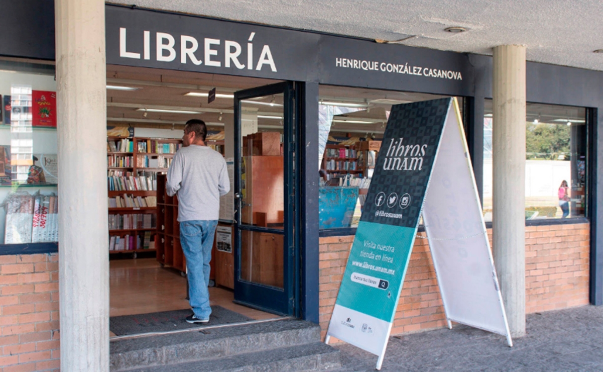 Reabren librería de la UNAM dañada por feministas
