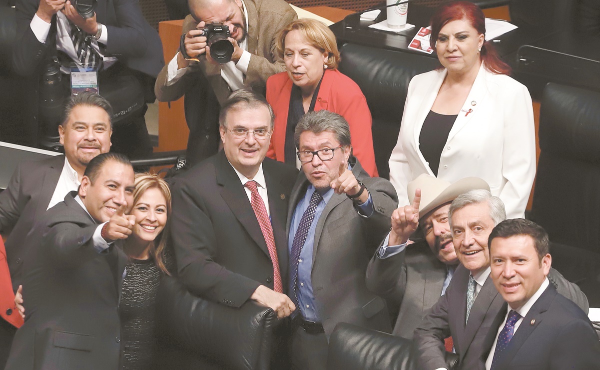 Marcelo Ebrard en el Senado