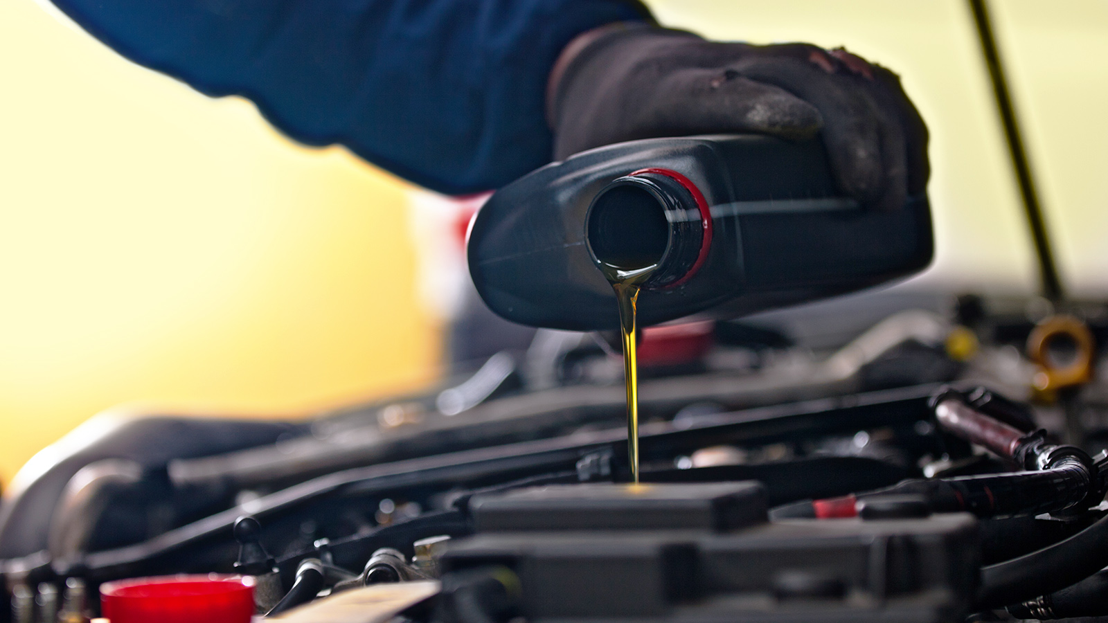 El aceite adecuado para tu auto
