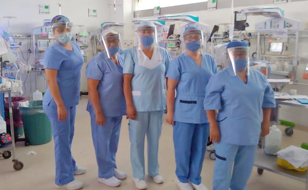 COVID-19: Mexicans team up to produce face shields for healthcare workers