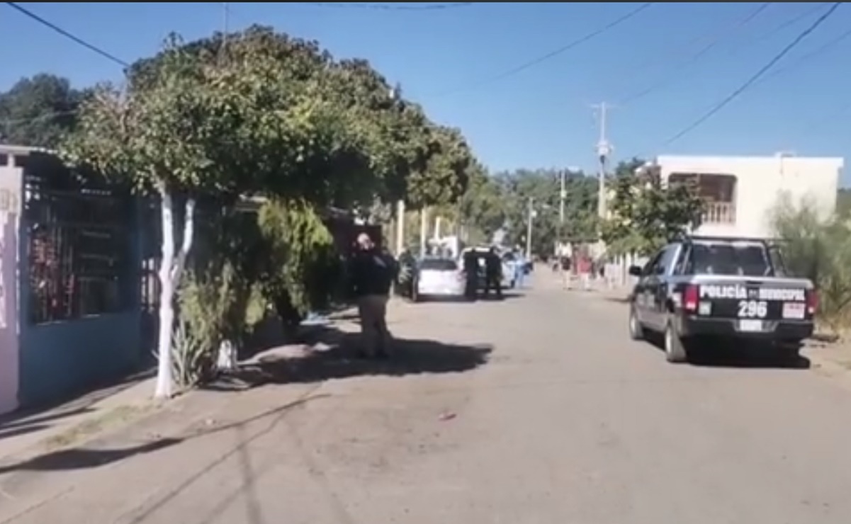 Policías abaten a dos hombres y detienen a nueve en un cateo en Sonora