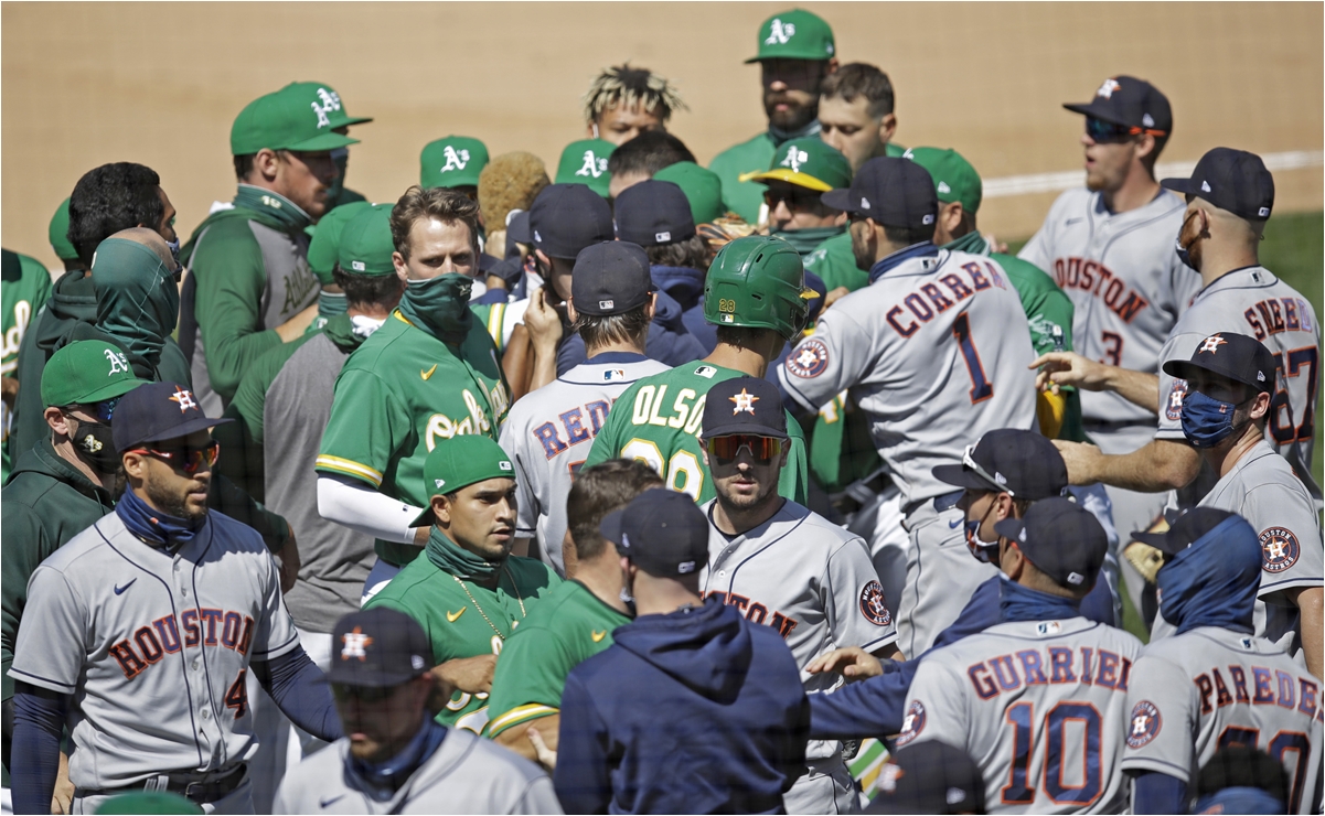 Mexicano de los Astros provoca pelea de Grandes Ligas