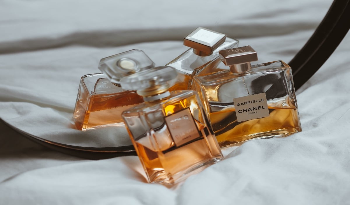 Cómo distinguir un perfume original de falso